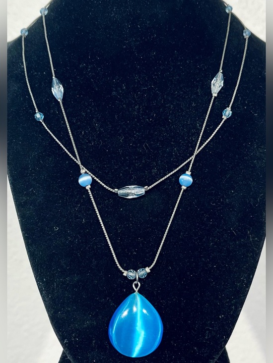 Vintage Jewelry - Vintage Double Strand Blue Cat’s Eye Teardrop Pendant Necklace